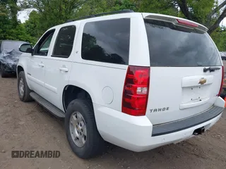 2007 Chevrolet Tahoe LT z VIN 1GNFK13027J364583, wystawiony jako IAAI lot #42313258 z przebiegiem 169 437 mil mil oraz . Historia ofert i sprzedaży dostępna na DreamBid. Obrazek 3.