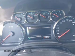 2017 Chevrolet Suburban LT z VIN 1GNSKHKC9HR234340, wystawiony jako IAAI lot #42327787 z przebiegiem 79 013 mil mil oraz . Historia ofert i sprzedaży dostępna na DreamBid. Obrazek 15.