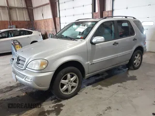 2004 Mercedes-Benz M 350 with VIN 4JGAB57E54A511745, listed as a IAAI auction lot 41172192 with 179,048 mi miles and . Bid and sale history available at carsss.com. Image 2.