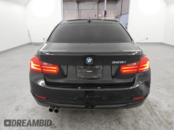 2014 BMW 3 Series 328i with VIN WBA3C1C50EK117572, listed as a Copart auction lot 45409055 with 118,804 mi miles and Clean Title. Bid and sale history available at carsss.com. Image 6.
