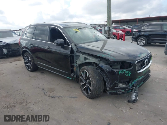 2022 Volvo XC90 Momentum with VIN YV4A221K4N1810692, listed as a IAAI auction lot 40707275 with 44,746 mi miles. Bid and sale history available at carsss.com. Image 1.