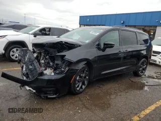 2024 Chrysler Pacifica Limited z VIN 2C4RC3GG5RR196815, wystawiony jako Copart lot #55629565 z przebiegiem 7 632 mil mil oraz Szkoda całkowita • Salvage title. Historia ofert i sprzedaży dostępna na DreamBid. Obrazek 1.
