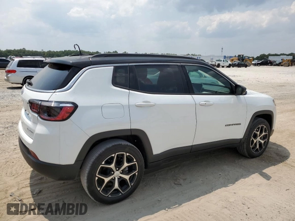 2024 Jeep Compass Limited z VIN 3C4NJDCN0RT122990, wystawiony jako Copart lot #59363245 z przebiegiem 3 231 mil mil oraz Szkoda całkowita • Salvage title. Historia ofert i sprzedaży dostępna na DreamBid. Obrazek 3.