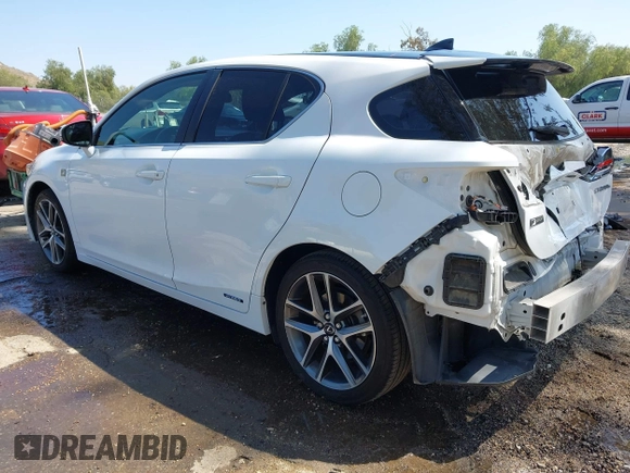 2015 Lexus CT 200h Hybrid with VIN JTHKD5BH1F2223320, listed as a IAAI auction lot 42087493 with 132,577 mi miles. Bid and sale history available at carsss.com. Image 3.