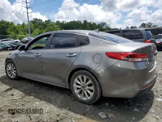 2018 Kia Optima LX z VIN 5XXGT4L36JG263158, wystawiony jako Copart lot #57028335 z przebiegiem 43 050 mil mil oraz Szkoda całkowita • Salvage title. Historia ofert i sprzedaży dostępna na DreamBid. Obrazek 2.