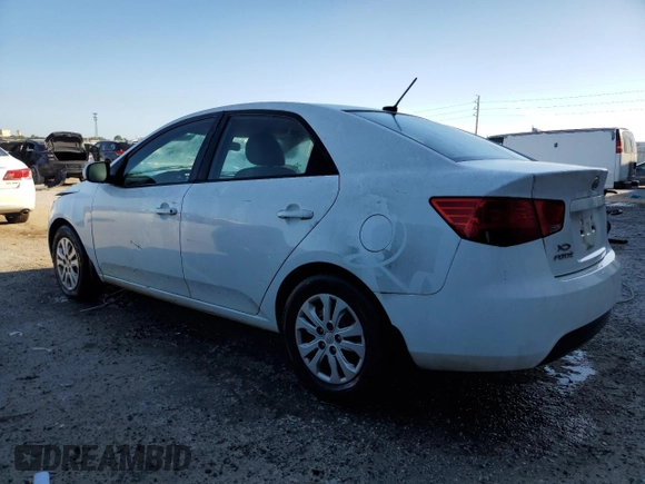 2011 Kia Forte LX with VIN KNAFT4A28B5461507, listed as a Copart auction lot 76761034 with 313,543 mi miles and Salvage Title. Bid and sale history available at carsss.com. Image 2.