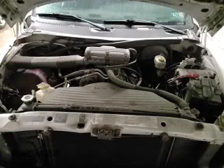 2000 Dodge 1500 z VIN 1B7HF16Z7YS514697, wystawiony jako Copart lot #82132784 z przebiegiem 77 466 mil mil oraz Czysty tytuł • Clean title. Historia ofert i sprzedaży dostępna na DreamBid. Obrazek 13.