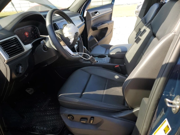 2023 Volkswagen Atlas Cross Sport 3.6L V6 SE w/Technology with VIN 1V2WE2CAXPC206364, listed as a Copart auction lot 74216144 with 14,977 mi miles and Salvage Title. Bid and sale history available at carsss.com. Image 7.