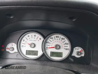 2005 Ford Escape Limited with VIN 1FMYU94155KB76337, listed as a IAAI auction lot 42006729 with 170,526 mi miles. Bid and sale history available at carsss.com. Image 7.