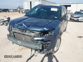 2018 Ford Explorer XLT with VIN 1FM5K8D86JGC41452, listed as a IAAI auction lot 41772061 with 121,192 mi miles and . Bid and sale history available at carsss.com. Image 6.