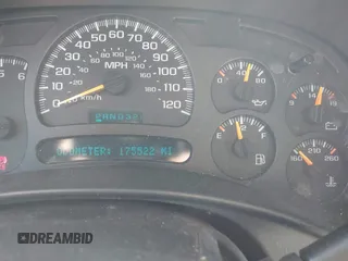 2004 Chevrolet Tahoe LT z VIN 1GNEK13T34J147108, wystawiony jako IAAI lot #41681752 z przebiegiem 175 522 mil mil oraz . Historia ofert i sprzedaży dostępna na DreamBid. Obrazek 7.