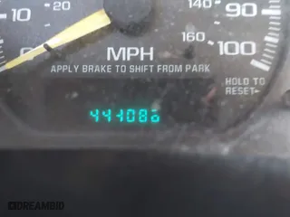 2001 Chevrolet Silverado 1500 LS with VIN 2GCEC19T311291874, listed as a IAAI auction lot 41779794 with 444,086 mi miles. Bid and sale history available at carsss.com. Image 7.