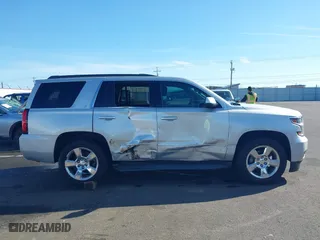 2016 Chevrolet Tahoe LS with VIN 1GNSCAKC6GR430416, listed as a IAAI auction lot 41658410 with 114,318 mi miles. Bid and sale history available at carsss.com. Image 13.