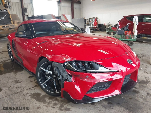 2020 Toyota GR Supra 3.0 with VIN WZ1DB4C05LW024618, listed as a IAAI auction lot 41862297 with 15,382 mi miles. Bid and sale history available at carsss.com. Image 1.