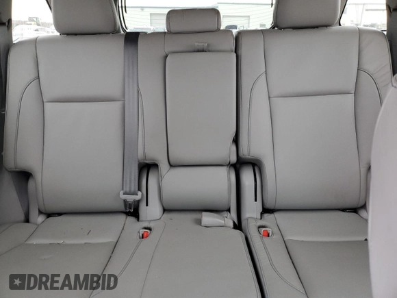 2018 Toyota Highlander SE with VIN 5TDJZRFH2JS497739, listed as a Copart auction lot 47561755 with 58,945 mi miles and Salvage title. Bid and sale history available at DreamBid. Image 10.