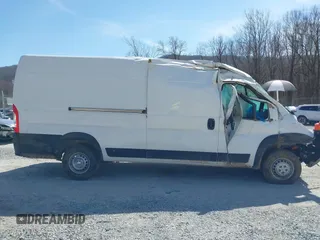 2025 Ram ProMaster Cargo Tradesman with VIN 3C6MRVJG1SE519849, listed as a IAAI auction lot 41782361 with 2,288 mi miles and . Bid and sale history available at DreamBid. Image 12.