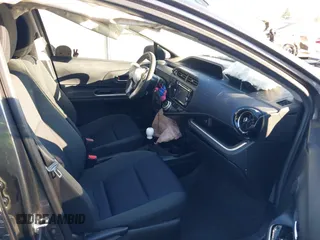2015 Toyota Prius One with VIN JTDKDTB30F1584912, listed as a IAAI auction lot 41390815 with 81,275 mi miles and . Bid and sale history available at carsss.com. Image 5.