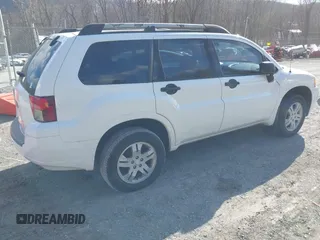 2007 Mitsubishi Endeavor LS with VIN 4A4MM21S87E080140, listed as a IAAI auction lot 41715165 with 241,401 mi miles. Bid and sale history available at carsss.com. Image 4.