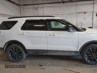 2017 Ford Explorer XLT с VIN 1FM5K8D82HGD99409, выставлен на аукционе IAAI как лот 41843212 с пробегом 150 095 миль миль и . История ставок и продаж доступна на DreamBid. Изображение 14.