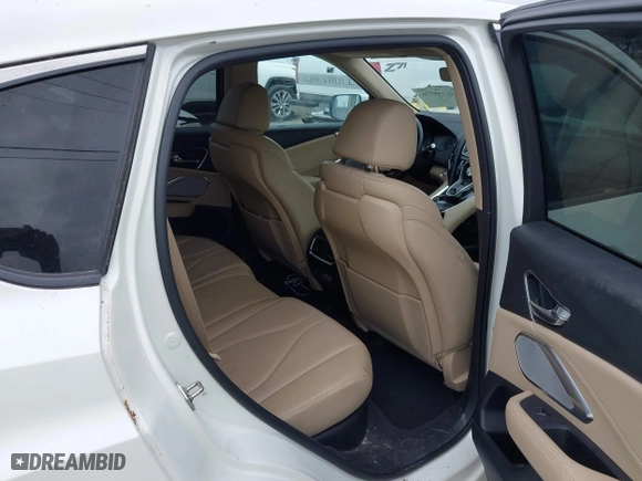 2019 Acura RDX w/Technology Pkg with VIN 5J8TC2H55KL031585, listed as a IAAI auction lot 41758776 with 55,144 mi miles. Bid and sale history available at carsss.com. Image 8.