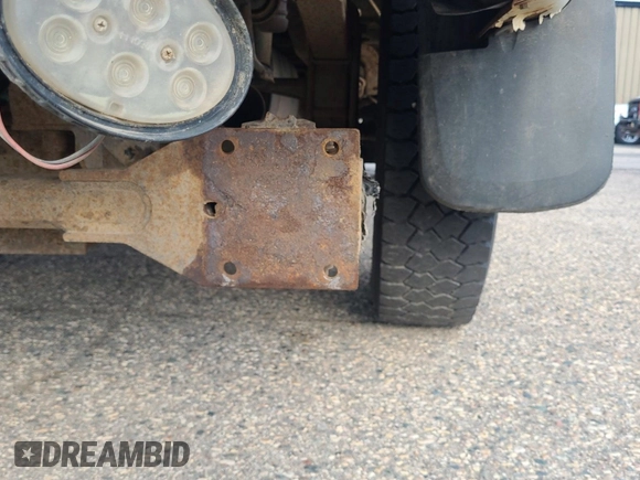 2011 Ford F-350 Platinum с VIN 1FT7W3B60BEB77928, выставлен на аукционе IAAI как лот 42626946 с пробегом 429 347 миль миль и . История ставок и продаж доступна на DreamBid. Изображение 42.