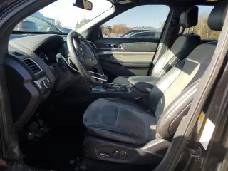 2017 Ford Explorer XLT with VIN 1FM5K8D89HGE15864, listed as a Copart auction lot 50827285 with 167,146 mi miles and Salvage Title. Bid and sale history available at carsss.com. Image 7.