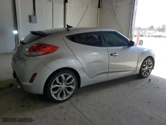 2013 Hyundai Veloster w/Black Int with VIN KMHTC6AD8DU124939, listed as a Copart auction lot 50255895 with 169,018 mi miles and Salvage Title. Bid and sale history available at carsss.com. Image 3.