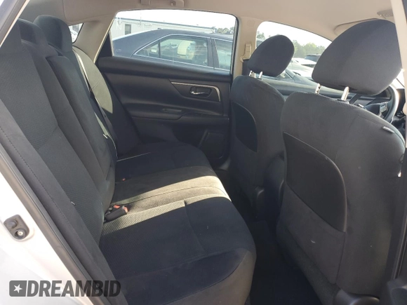 2015 Nissan Altima 2.5 with VIN 1N4AL3AP6FC267035, listed as a Copart auction lot 58044255 with 91,369 mi miles and Salvage title. Bid and sale history available at DreamBid. Image 10.