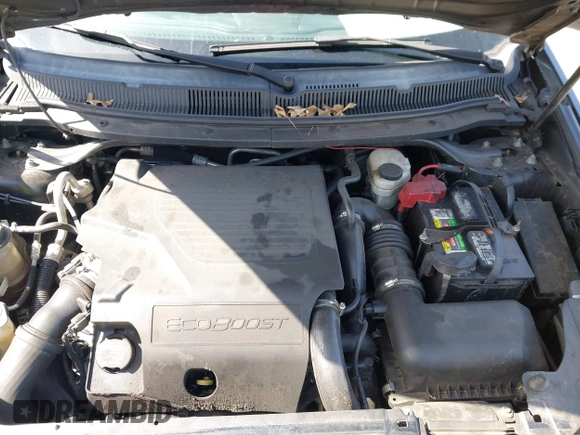2010 Lincoln MKT EcoBoost with VIN 2LMHJ5AT3ABJ15584, listed as a IAAI auction lot 41743278 with 258,887 mi miles and . Bid and sale history available at DreamBid. Image 10.
