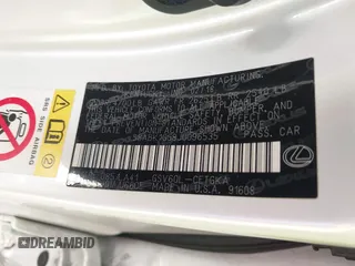 2018 Lexus ES with VIN 58ABK1GG8JU096535, listed as a IAAI auction lot 42009893 with 65,225 mi miles. Bid and sale history available at carsss.com. Image 9.