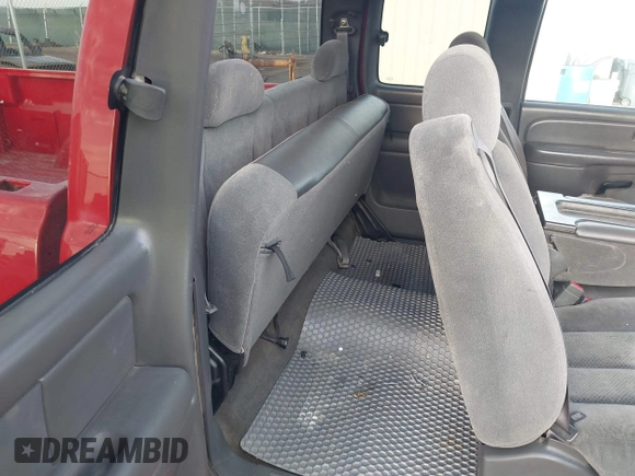 2005 Chevrolet Silverado 1500 Z71 with VIN 1GCEK19B75E124688, listed as a IAAI auction lot 41897171 with 101,547 mi miles and . Bid and sale history available at DreamBid. Image 8.