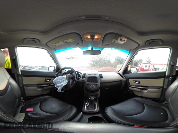 2013 Kia Soul ! with VIN KNDJT2A6XD7553147, listed as a IAAI auction lot 41505780 with 73,124 mi miles. Bid and sale history available at carsss.com. Image 18.