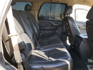 2007 GMC Yukon Denali z VIN 1GKFK63847J206777, wystawiony jako Copart lot #58755735 z przebiegiem 176 237 mil mil oraz Szkoda całkowita • Salvage title. Historia ofert i sprzedaży dostępna na DreamBid. Obrazek 11.