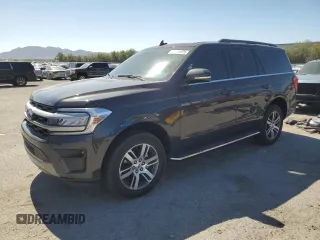 2022 Ford Expedition XLT with VIN 1FMJU1HT9NEA64525, listed as a Copart auction lot 61219075 with 36,718 mi miles and Salvage title. Bid and sale history available at DreamBid. Image 1.