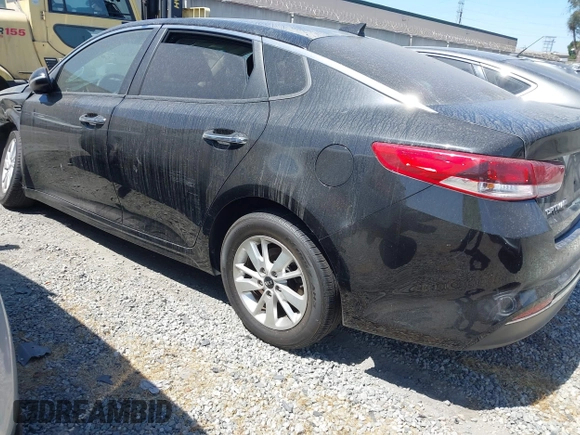 2017 Kia Optima LX z VIN KNAGT4L33H5156094, wystawiony jako IAAI lot #42405505 z przebiegiem 111 622 mil mil oraz . Historia ofert i sprzedaży dostępna na DreamBid. Obrazek 3.