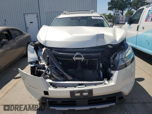 2023 Nissan Pathfinder Platinum with VIN 5N1DR3DH9PC271555, listed as a Copart auction lot 55028165 with 14,137 mi miles and Salvage title. Bid and sale history available at DreamBid. Image 5.