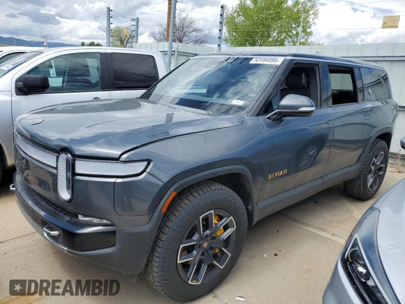 2023 Rivian R1S Adventure z VIN 7PDSGABA3PN018823, wystawiony jako Copart lot #53184595 z przebiegiem 36 677 mil mil oraz Szkoda całkowita • Salvage title. Historia ofert i sprzedaży dostępna na DreamBid. Obrazek 1.