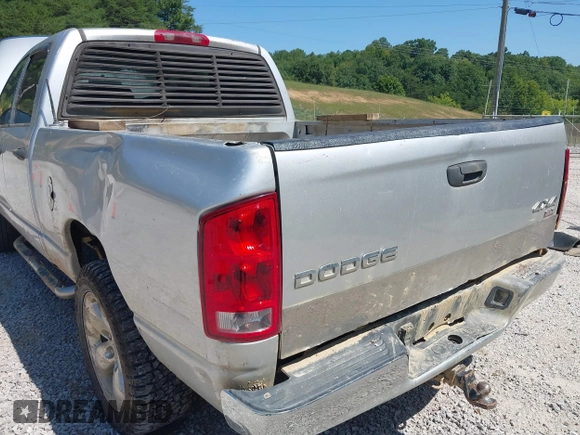 2004 Dodge 1500 SLT with VIN 1D7HU18N14S725944, listed as a IAAI auction lot 40163214 with 238,936 mi miles and . Bid and sale history available at carsss.com. Image 6.
