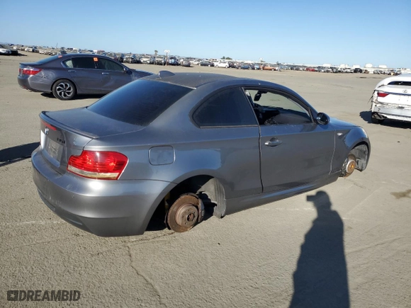 2009 BMW 1 Series 135i with VIN WBAUC73549VK94718, listed as a Copart auction lot 46849275 with 0 mi miles and Salvage Title. Bid and sale history available at carsss.com. Image 3.