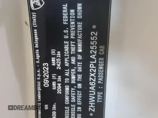 2023 Lamborghini Huracan z VIN ZHWUA6ZX2PLA25552, wystawiony jako Copart lot #60155094 z przebiegiem 1142 mil mil oraz Szkody całkowita. Historia ofert i sprzedaży dostępna na DreamBid. Obrazek 14.