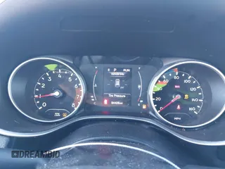 2021 Jeep Compass Latitude z VIN 3C4NJDBB7MT592742, wystawiony jako IAAI lot #41677701 z przebiegiem 84 428 mil mil oraz . Historia ofert i sprzedaży dostępna na DreamBid. Obrazek 7.