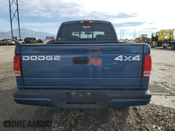 2002 Dodge Dakota Sport with VIN 1B7HG38N52S659554, listed as a Copart auction lot 80894414 with 174,207 mi miles and Salvage Title. Bid and sale history available at carsss.com. Image 6.