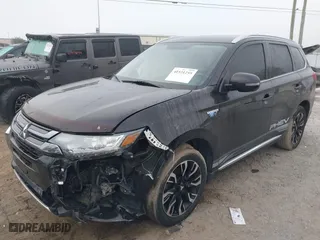 2018 Mitsubishi Outlander PHEV SEL with VIN JA4J24A59JZ032131, listed as a IAAI auction lot 41531255 with NaN miles. Bid and sale history available at carsss.com. Image 19.