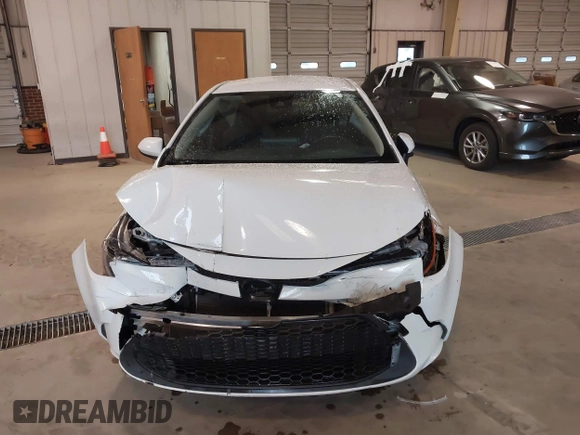 2020 Toyota Corolla LE with VIN JTDEPRAE6LJ079575, listed as a IAAI auction lot 41718157 with 165,955 mi miles. Bid and sale history available at carsss.com. Image 12.