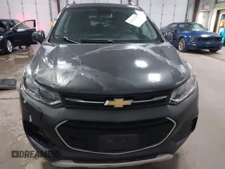 2017 Chevrolet Trax LT z VIN 3GNCJPSB4HL225450, wystawiony jako IAAI lot #42251420 z przebiegiem 54 199 mil mil oraz . Historia ofert i sprzedaży dostępna na DreamBid. Obrazek 12.