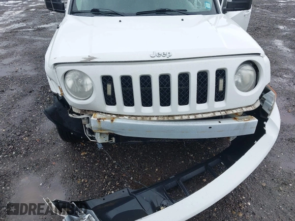 2013 Jeep Patriot Sport z VIN 1C4NJRBB3DD234329, wystawiony jako IAAI lot #42183474 z przebiegiem 152 281 mil mil oraz . Historia ofert i sprzedaży dostępna na DreamBid. Obrazek 6.