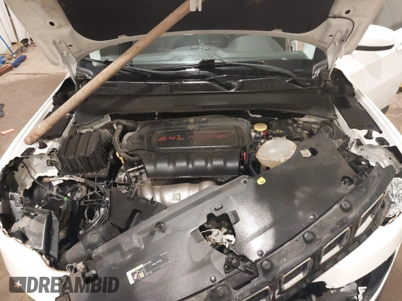 2018 Jeep Compass Altitude with VIN 3C4NJDBB2JT373179, listed as a IAAI auction lot 41753934 with 47,230 mi miles and . Bid and sale history available at DreamBid. Image 10.