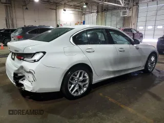 2025 BMW 3 Series 330i xDrive with VIN 3MW89CW01S8F06766, listed as a Copart auction lot 45226055 with 7,422 mi miles and Clean Title. Bid and sale history available at carsss.com. Image 3.