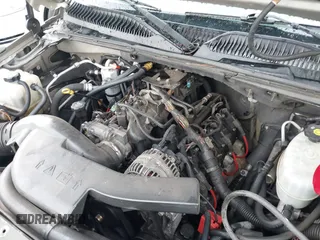 2005 Cadillac Escalade ESV z VIN 3GYFK66N55G224467, wystawiony jako IAAI lot #41352802 z przebiegiem Nie podano mil oraz . Historia ofert i sprzedaży dostępna na DreamBid. Obrazek 10.