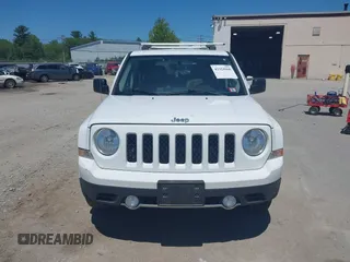 2016 Jeep Patriot High Altitude z VIN 1C4NJRFB8GD707642, wystawiony jako IAAI lot #42324960 z przebiegiem 176 344 mil mil oraz . Historia ofert i sprzedaży dostępna na DreamBid. Obrazek 12.